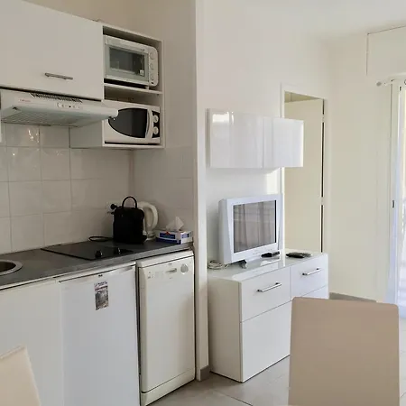 Lägenhet Charming One-bedroom, Adl Riviera *