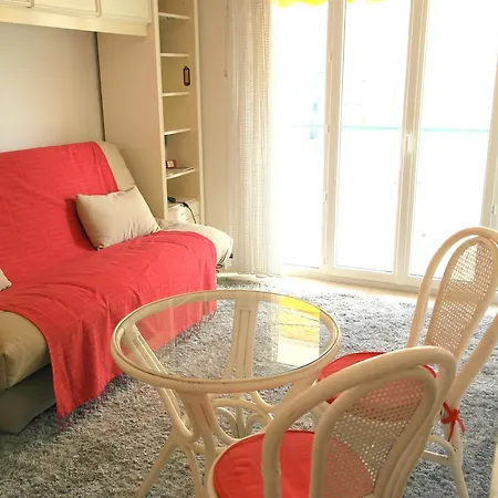 Charming One-bedroom, Adl Riviera Lägenhet