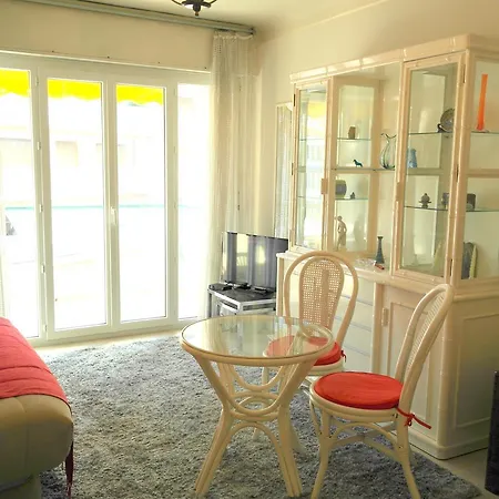 Charming One-bedroom, Adl Riviera Apartment *